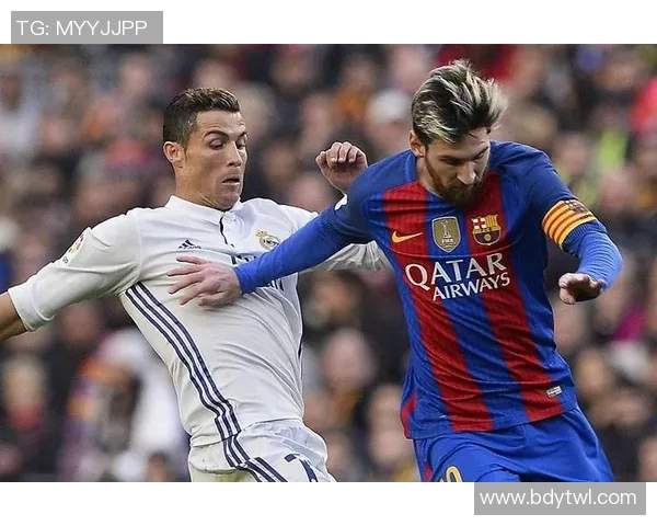 足球天赋的巅峰对决 谁能超越梅西与C罗的传奇辉煌